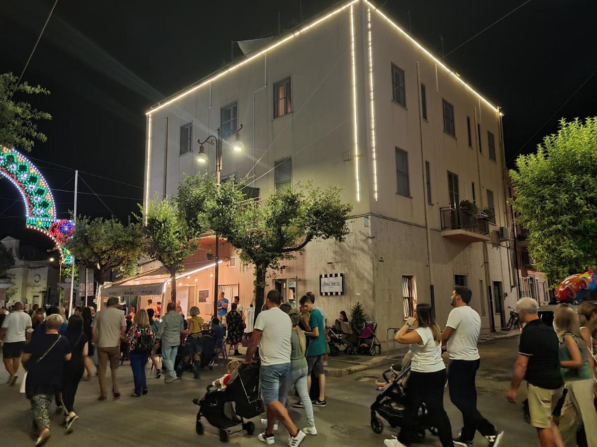 Le Stanze Di Ricci - Affittacamere Low Cost Lesina Exterior photo